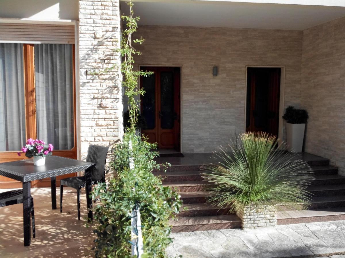 Villa Lazzari B&B Tra I Due Mari Maglie Ngoại thất bức ảnh